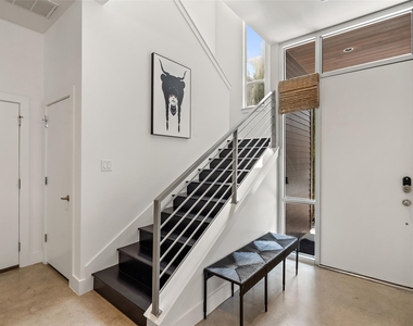 2105 Goodrich Ave - Photo Thumbnail 16