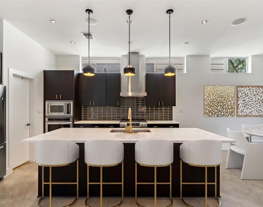 2105 Goodrich Ave - Photo Thumbnail 14