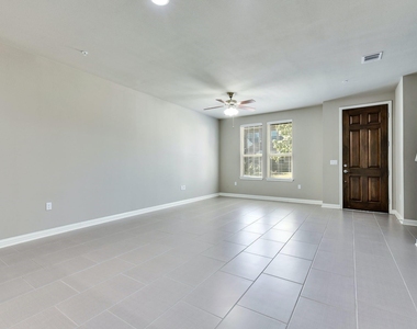 13800 Lyndhurst St - Photo Thumbnail 13