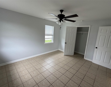 401 Branch St - Photo Thumbnail 10