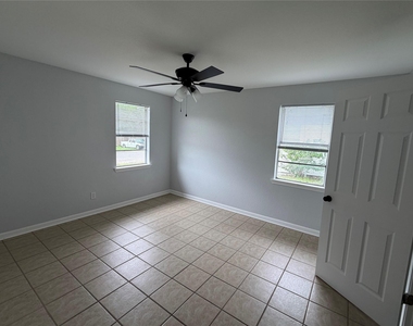 401 Branch St - Photo Thumbnail 15