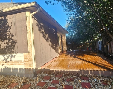 116 Azimuth Dr - Photo Thumbnail 5