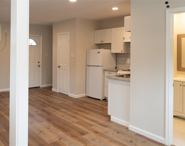 97 Anthony St - Photo Thumbnail 7
