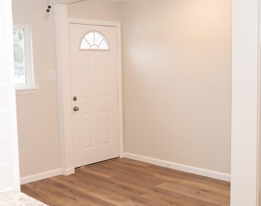 97 Anthony St - Photo Thumbnail 6