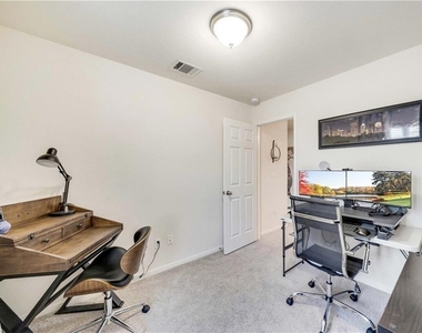 1701 S Bell Blvd - Photo Thumbnail 8