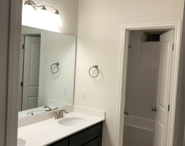 99 Maritime Way - Photo Thumbnail 10