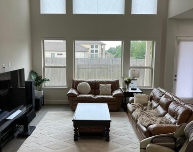 99 Maritime Way - Photo Thumbnail 8