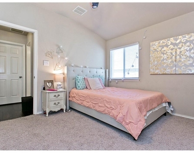 1808 Sand Creek Rd - Photo Thumbnail 14