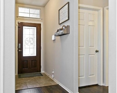 1808 Sand Creek Rd - Photo Thumbnail 12
