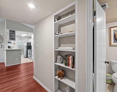 1601 Faro Dr - Photo Thumbnail 9