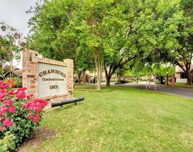 1601 Faro Dr - Photo Thumbnail 1