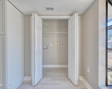 225 Cranes Lake Drive - Photo Thumbnail 11