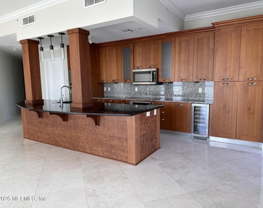 1431 Riverplace Boulevard - Photo Thumbnail 1