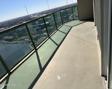 1431 Riverplace Boulevard - Photo Thumbnail 27