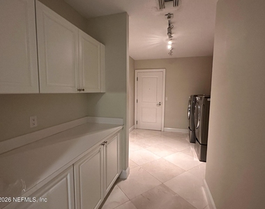 1431 Riverplace Boulevard - Photo Thumbnail 24