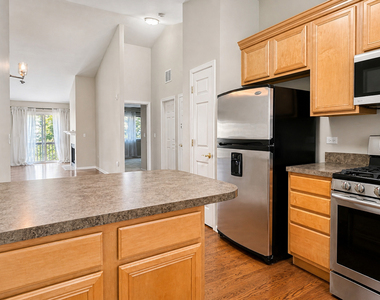 3159 Saganashkee Lane - Photo Thumbnail 4