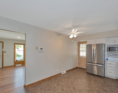 1005 E Park Street - Photo Thumbnail 8