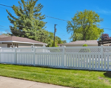 1005 E Park Street - Photo Thumbnail 27