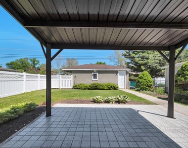 1005 E Park Street - Photo Thumbnail 25