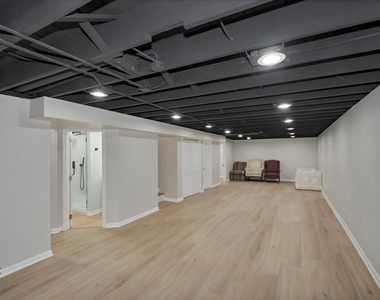 1005 E Park Street - Photo Thumbnail 16