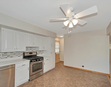 1005 E Park Street - Photo Thumbnail 9