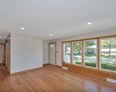 1005 E Park Street - Photo Thumbnail 3