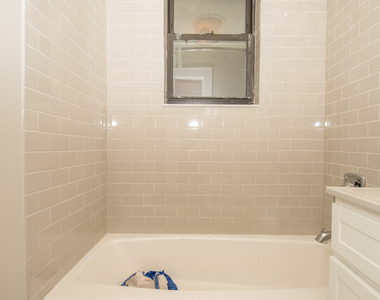 817 W Lakeside Place - Photo Thumbnail 14