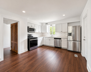 254 Thornhurst Road - Photo Thumbnail 2