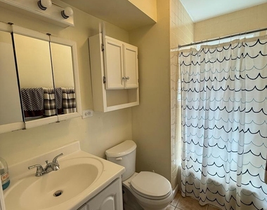 939 Wayne Avenue - Photo Thumbnail 15