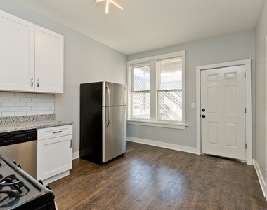 1922 N Wilmot Avenue - Photo Thumbnail 1