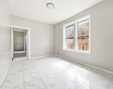 1621 S Lawndale Avenue - Photo Thumbnail 1