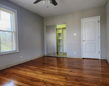 4764 N Virginia Avenue - Photo Thumbnail 8