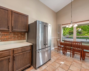 417 Bayview Avenue - Photo Thumbnail 10