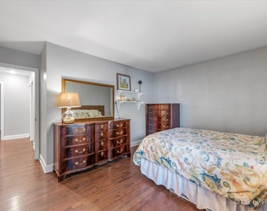 417 Bayview Avenue - Photo Thumbnail 13
