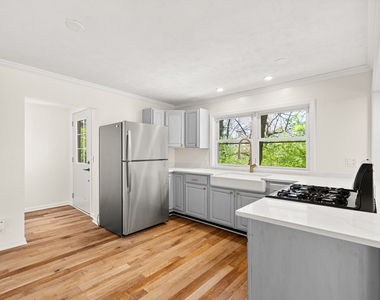 1010 Osage Drive - Photo Thumbnail 7