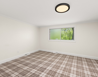 1010 Osage Drive - Photo Thumbnail 10
