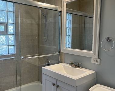 123 Washington Avenue - Photo Thumbnail 4