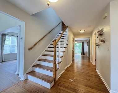 2919 Portsmith Court - Photo Thumbnail 10