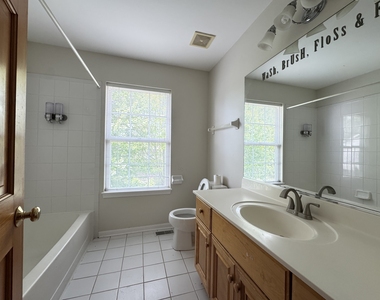 2919 Portsmith Court - Photo Thumbnail 21