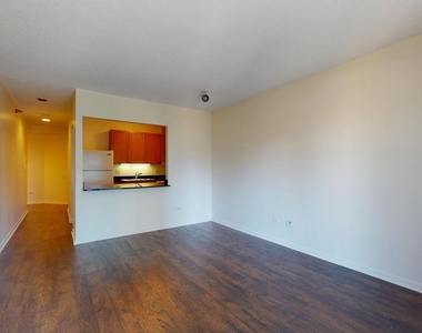 400 N Lasalle Drive - Photo Thumbnail 5