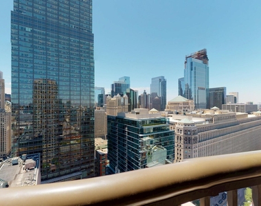 400 N Lasalle Drive - Photo Thumbnail 12