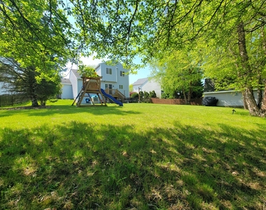 7722 Milan Way - Photo Thumbnail 44