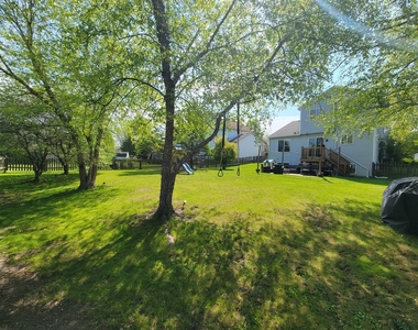 7722 Milan Way - Photo Thumbnail 46