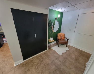 7722 Milan Way - Photo Thumbnail 25