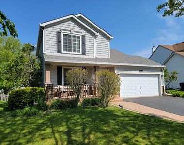 7722 Milan Way - Photo Thumbnail 1