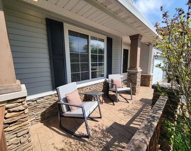 7722 Milan Way - Photo Thumbnail 2