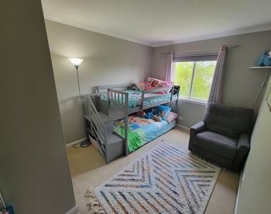 7722 Milan Way - Photo Thumbnail 20
