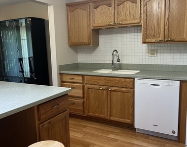 1106 Wildberry Court - Photo Thumbnail 6
