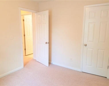 3645 Postwaite Circle - Photo Thumbnail 13