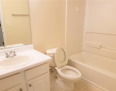 3645 Postwaite Circle - Photo Thumbnail 11